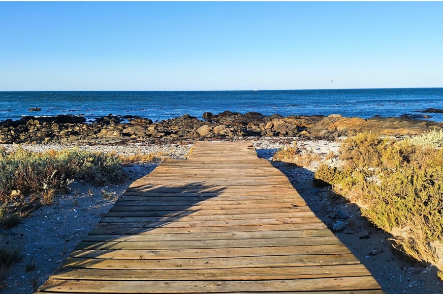 3 Bedroom Property for Sale in Sandy Point Western Cape